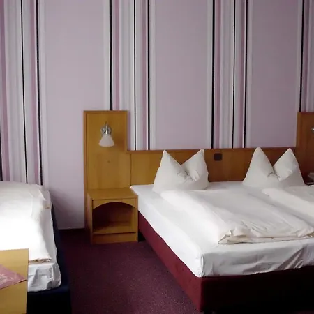 Hotel Sembziner Hof 3*